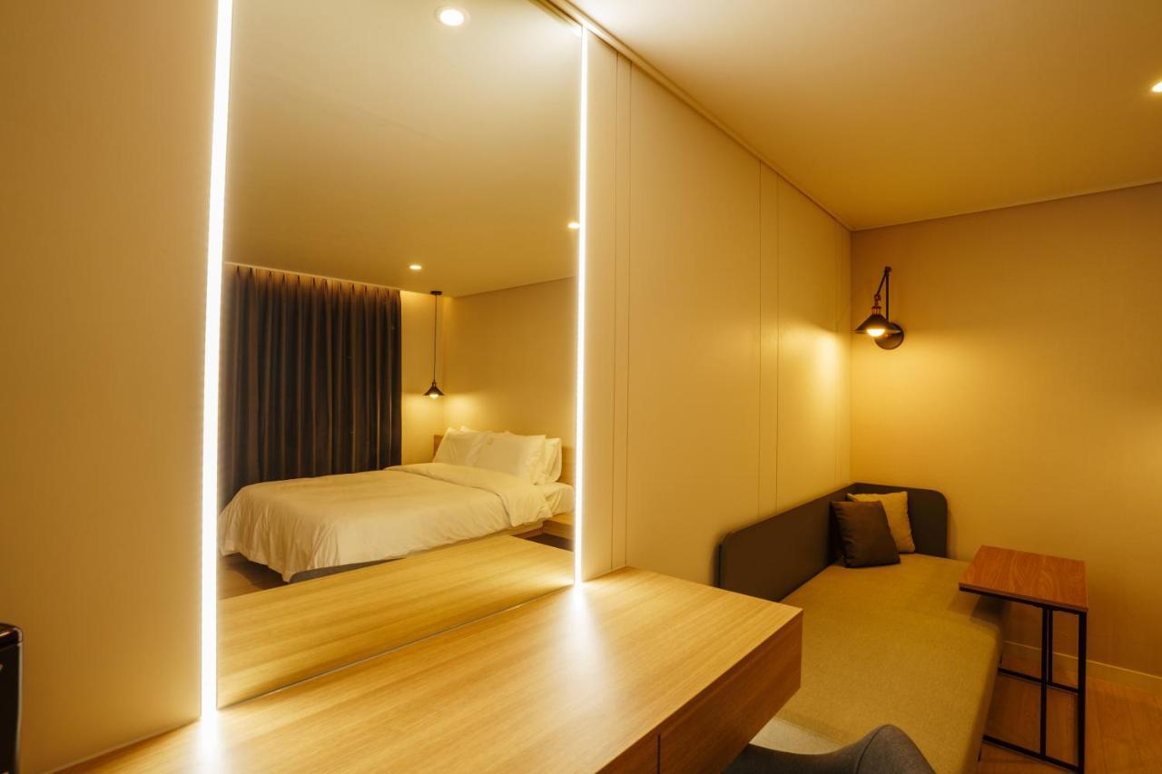 Hotel Pico Thongjong Kültér fotó